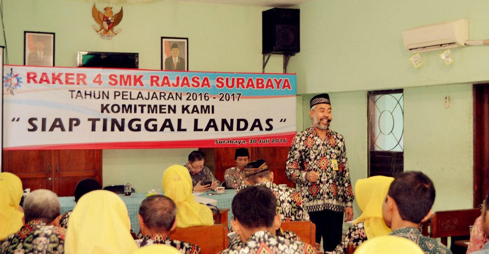 Raker Empat (2)